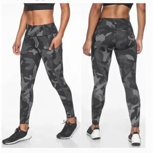 Athleta Black & Gray Camo Contender 7/8 Powerlift Leggings Zipper Pockets - S